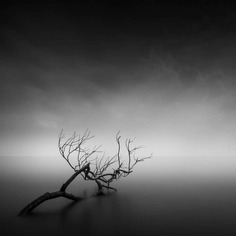 Minimalist Black and White Landscape Photography by Pejuang Subuh