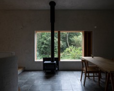 House in Fuji Nanroku by Seiichi Yamada Architect & Associates