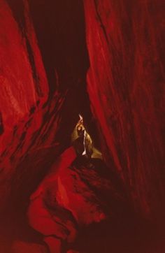 tumblr_lirgbpuOOv1qztwlro1_500.jpg 456×700 pixels #red #stone #photo #cave #rocks