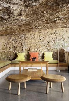 Cave House in Cordoba, Spain / UMMO Estudio