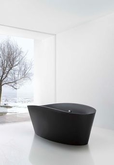 The Design Chaser: Interior Styling | Black Accents in the Bathroom #interior #design #decor #deco #decoration