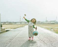 Nagano Toyokazu Takes Cutest Photos of His Photogenic Little Daughters