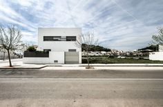 Minimalist House Design in Gray and White: Residence V02 #minimalist #architecture