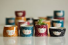 Set of 4 - pick your favorite colors - serving bowl - ceramic dish - kitchen decor - tableware - home decor - planter - MADE TO ORDER #faces #ceramic #pots