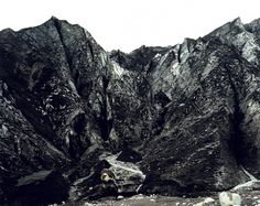 Dan Holdsworth - Black Mountains #mountain #photography #black