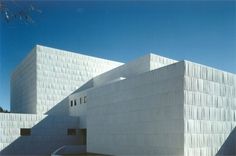 Teatro Municipal Miguel Fisac (2003) Miguel Fisac #fisac #concrete #white #architecture #miguel #facades