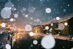 Inspiration | Jordan Lloyd #photo #bekoh #night #photography #flash #winter