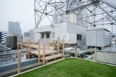 Hue plus photo studio by Schemata Architects, Tokyo office design #balance #space #work