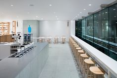 Blue Bottle Coffee Shinagawa Cafe by Schemata Architects