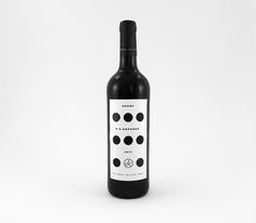 Francesc Moret #spain #moret #packaging #label #wine #frances