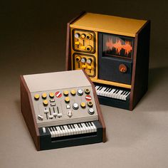 Galleries Product Design Miniatures Objects Fubiz™ #miniatures #synth #craft #art #paper