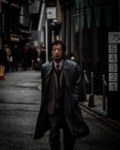 Cinematic Street Portraits in Japan by Michelle Viljoen
