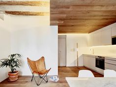 modern décor combined with original wooden beams
