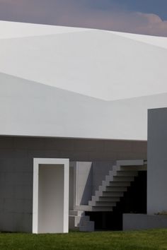 Architecture Photography: Fez House / Alvaro Leite Siza Vieira - Fez House / Alvaro Leite Siza Vieira (113621) – ArchDaily #fez #house #siza #architecture #minimal #stairs #alvaro