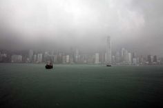The Charm of Hong Kong in The Rainy Season: Magnificent Urban Photography by Ekaterina Busygina
