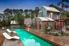 Bower House – Low Maintenance Retreat by Inspace