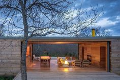 House by ch+qs arquitectos inspired by the fields with yellow flowers - HomeWorldDesign (6) #spain #architecture #house #green