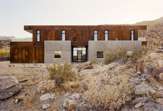 Ridge Mountain Residence / EYRC Architects