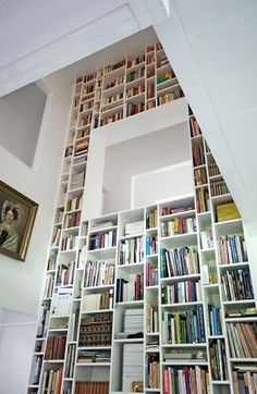 Mochatini — decor, fashion, style, photography, travel and more — Page 7 #interior #white #bookcase #books