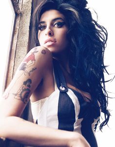 BRYAN ADAMS PHOTOGRAPHY Amy Winehouse / Zoo #fashion #photography