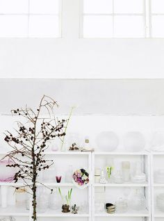 winter white. / sfgirlbybay #interior #design #decor #deco #decoration