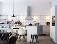The Black Workshop #interior #design #kitchen #deco #decoration