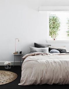 Bedroom on Apartment Therapy #bedroom #interior