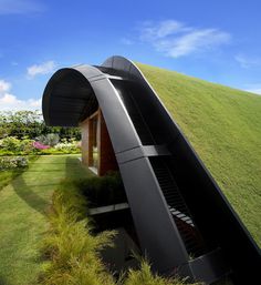 CJWHO ™ (Unique Sloping Roof Garden + Meera Sky Garden...) #design #roof #architecture #garden #singapore #green