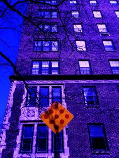 Nouvelle York 2010 on Behance #wallb #sign #dots #building #purple #york #polka #new