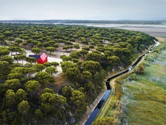 All-Red House 3000 in Portugal