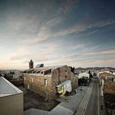CJWHO ™ (Sant Francesc by David Closes Architects David...) #bricks #design #architecture #restauration
