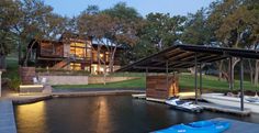 Compact Relaxing Home for the Weekend: Lakeside Retreat in Texas #architecture