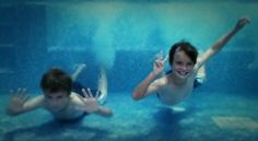 All sizes | Hold your breath and smile | Flickr - Photo Sharing! #unerwater #iphoneography #iphone #pool #kids #blue