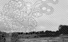 3999566384_bae8c04e7a_o-565x353.jpg (JPEG Image, 565 × 353 pixels) #public #installation #fence #design #chain #art #lace