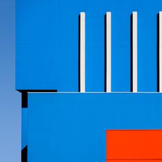 minimal blue orange red photography architect architecture geometric beauty beautiful composition landscape mindsparkle mag