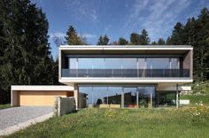 Contemporary House in Austria Exhaling Transparence With Staggering View Over the Mountains #mountains #architecture #contemporary