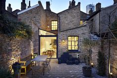Lambeth Marsh House in London / Fraher Architects