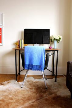 No room for a home office in YOUR apt?
