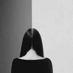 Noell Oszvald #edge #noell #white #woman #oszvald #black #portrait #bw #shadow