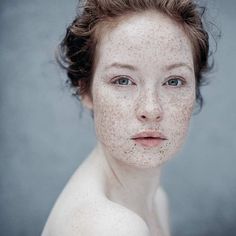 Fragile Beauty by Andrea Hübner