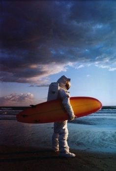 Humor #astronaut #beach #humor