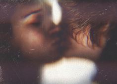 scn on the Behance Network #photography #scan #blur #kiss #aberracion cromatica