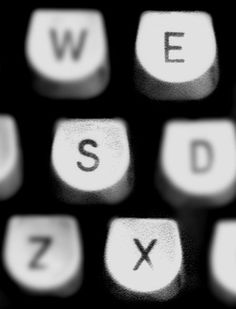 letter #letters #photography #alphabet #type #typewriter #keys