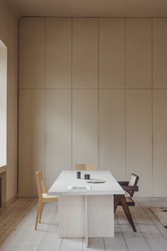 An Artist's Abode by Note Design Studio