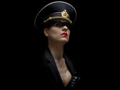 SEXY_POLICE_WOMAN_Wallpaper_JxHy.jpg (1024×768) #red #woman #police #portrait #minimal #dark #lipstick