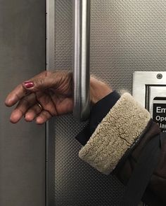Subway Hands: Hannah Ryan Captures The Hands of NYC's Metro Commuters on Instagram