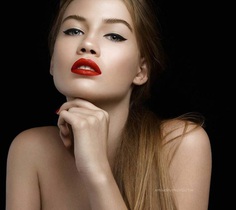 Marvelous Beauty and Makeup Photography by Anastasia Apraksina