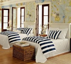 white-and-blue-nautical-bedroom-map-wallpaper-wall-covering.jpg 810×729 pixels #bed #nautical