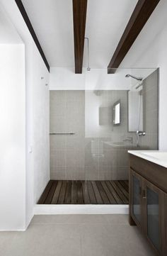 CJWHO ™ (Can Simon / MariàCastelló Martínez) #spain #water #design #interiors #bathroom #glass #architecture #luxury