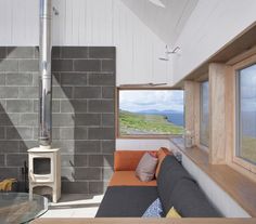 Tinhouse – Rural House on the Isle of Skye / Scotland